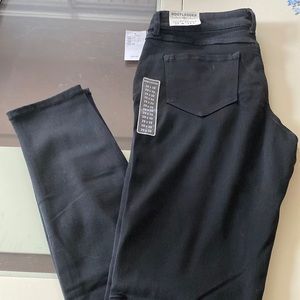 Bootlegger mid rise Curvy-skinny pants